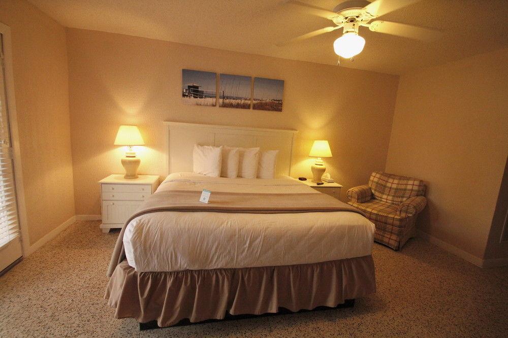 Island Sun Inn & Suites - Venice, Florida Historic Downtown & Beach Getaway Extérieur photo